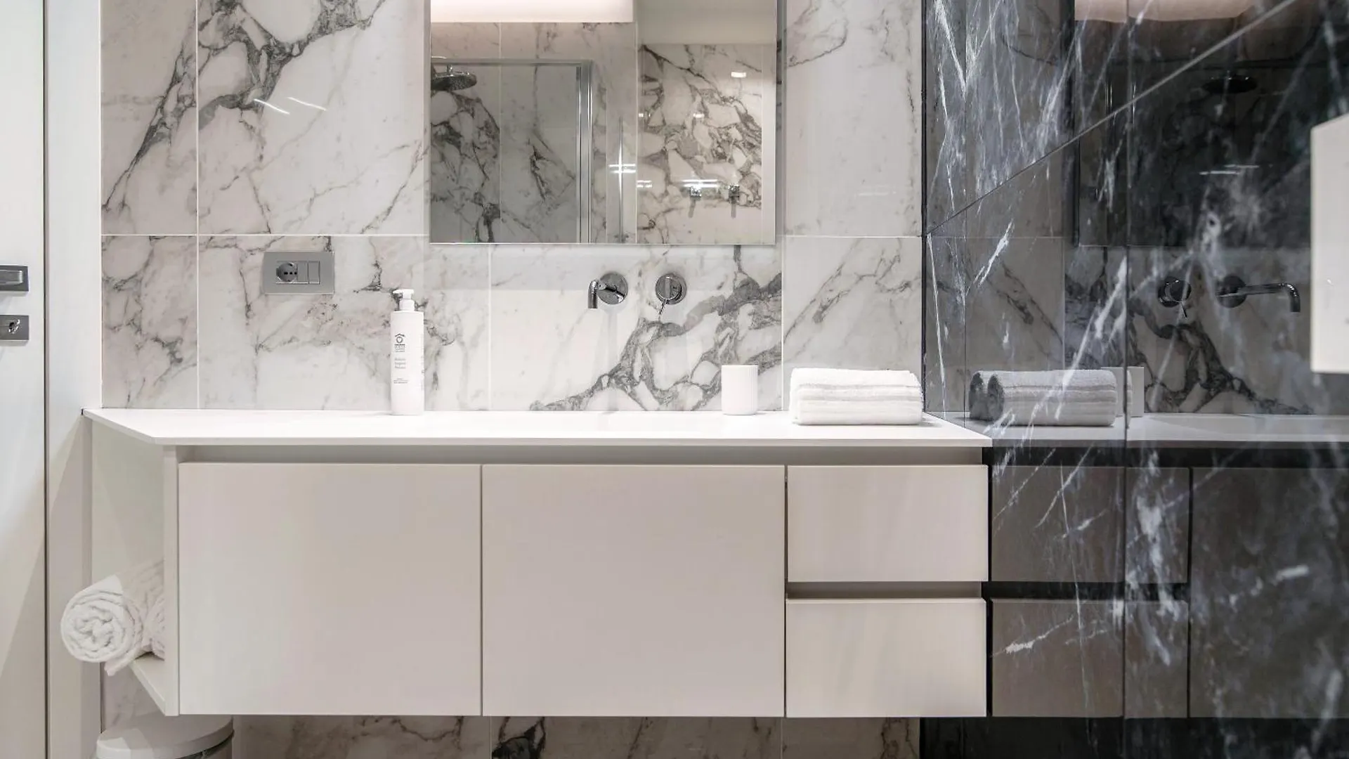 Rubini Suites - By Myhomeincomo Como