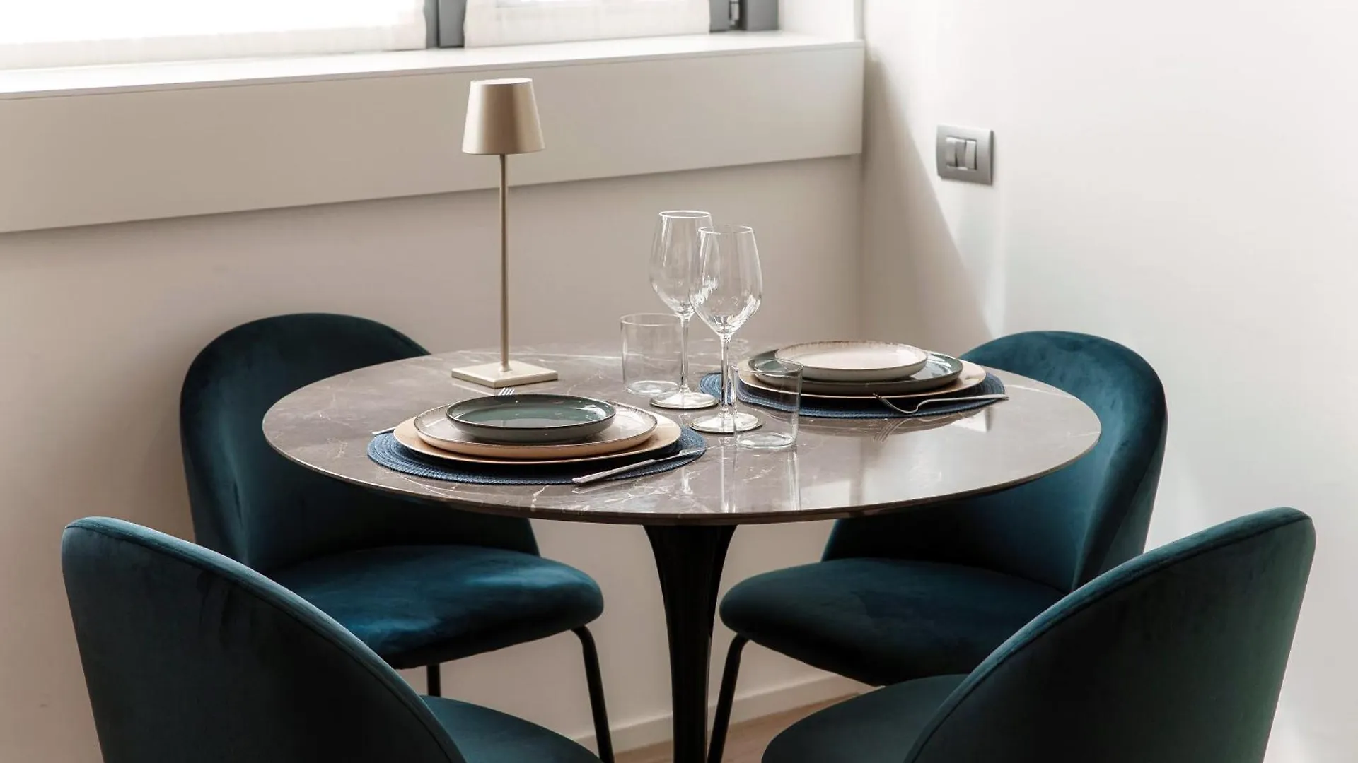Apartment Rubini Suites - By Myhomeincomo