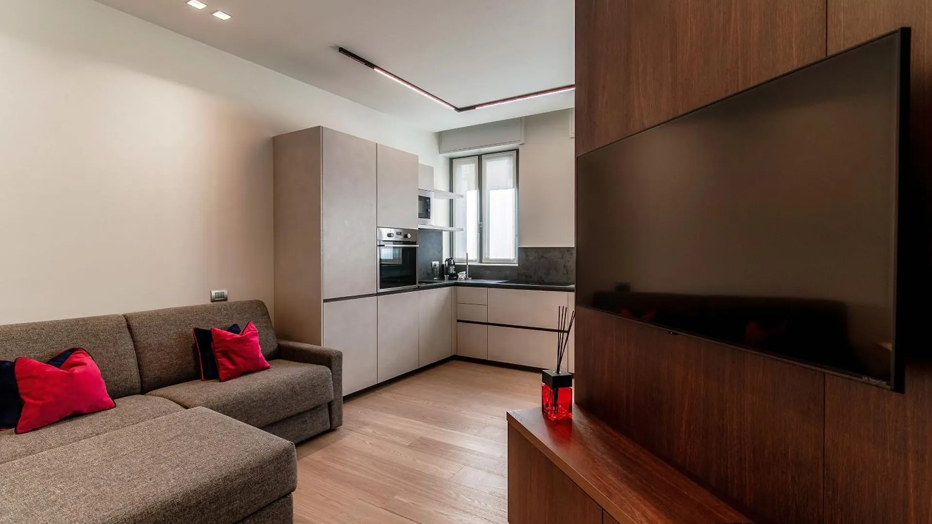 Rubini Suites - By Myhomeincomo Italy