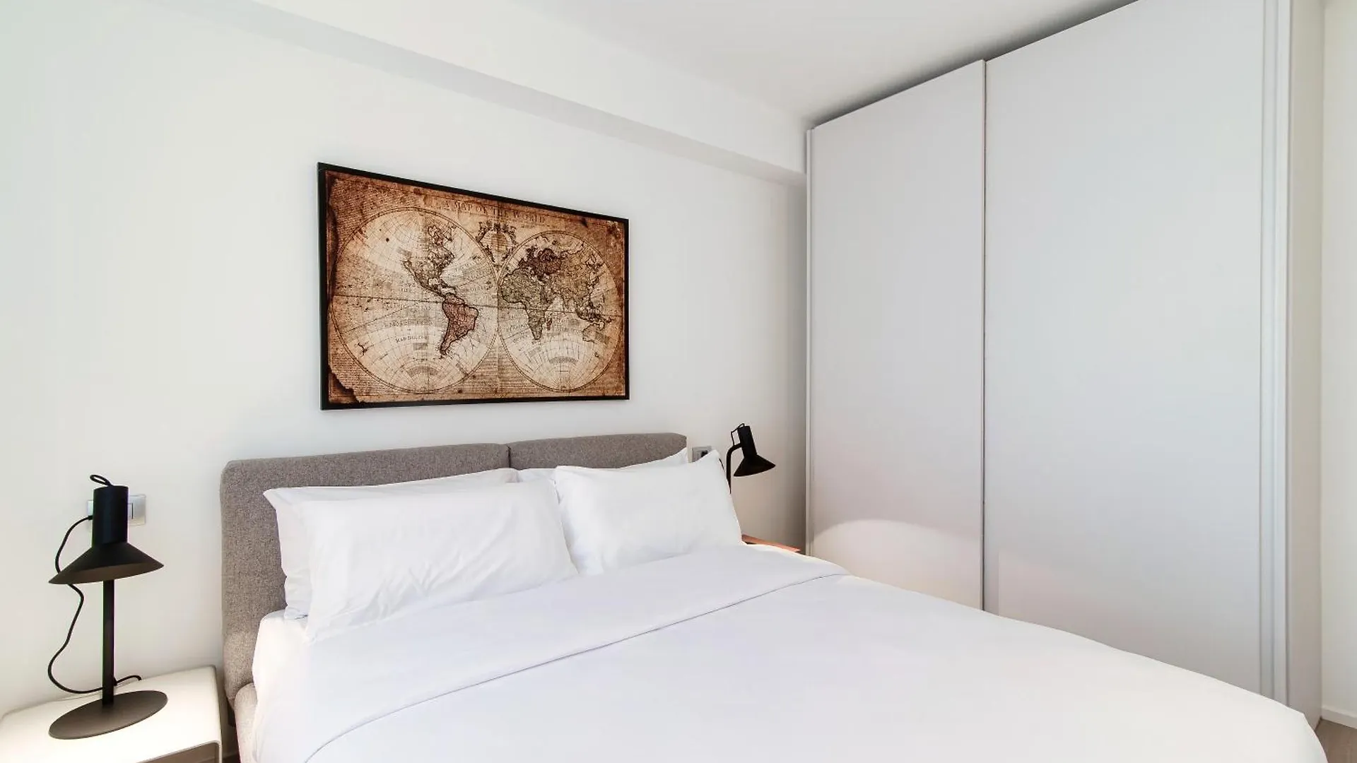 Rubini Suites - By MyhomeinCôme Appartement